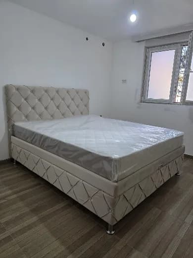 Elit Box Čester — Passat 204
