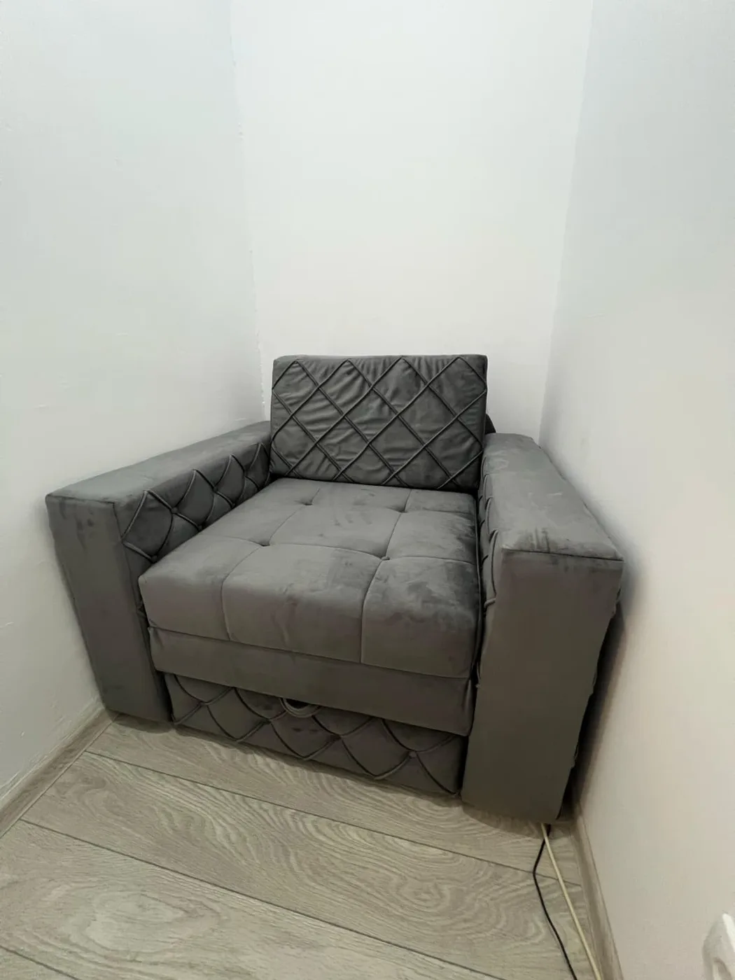 Fotelja Kristal S — fotografija 1 od 4